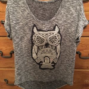Soft owl design shirt